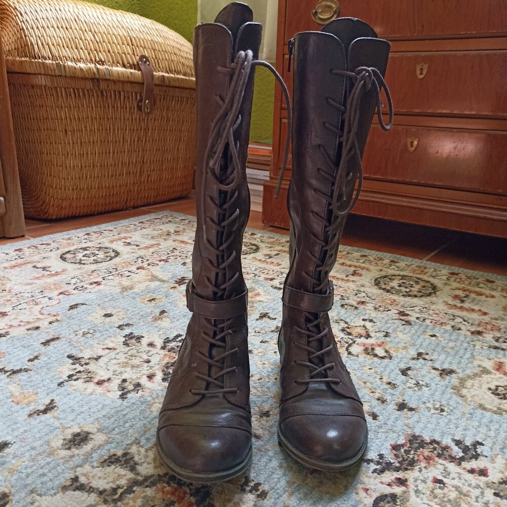 Naturalizer Brown boots